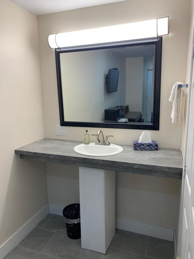 Westport Station Motel ภายนอก รูปภาพ